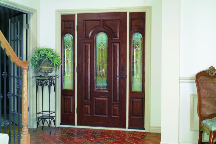 Улазна врата са стаклом - оригинална одлука дизајнера
