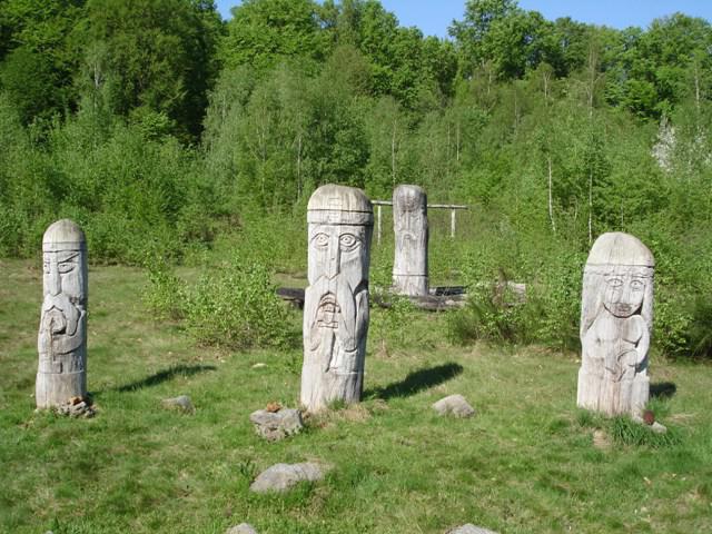 Храм је храм? Историја и модерност предкршћанске вјерске грађевине