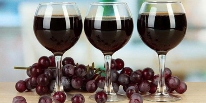 Како направити домаће вино из компата?