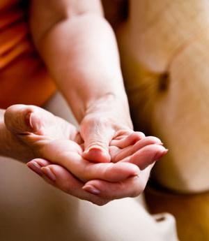 Кичма на руци: симптоми, узроци појаве и методе лечења